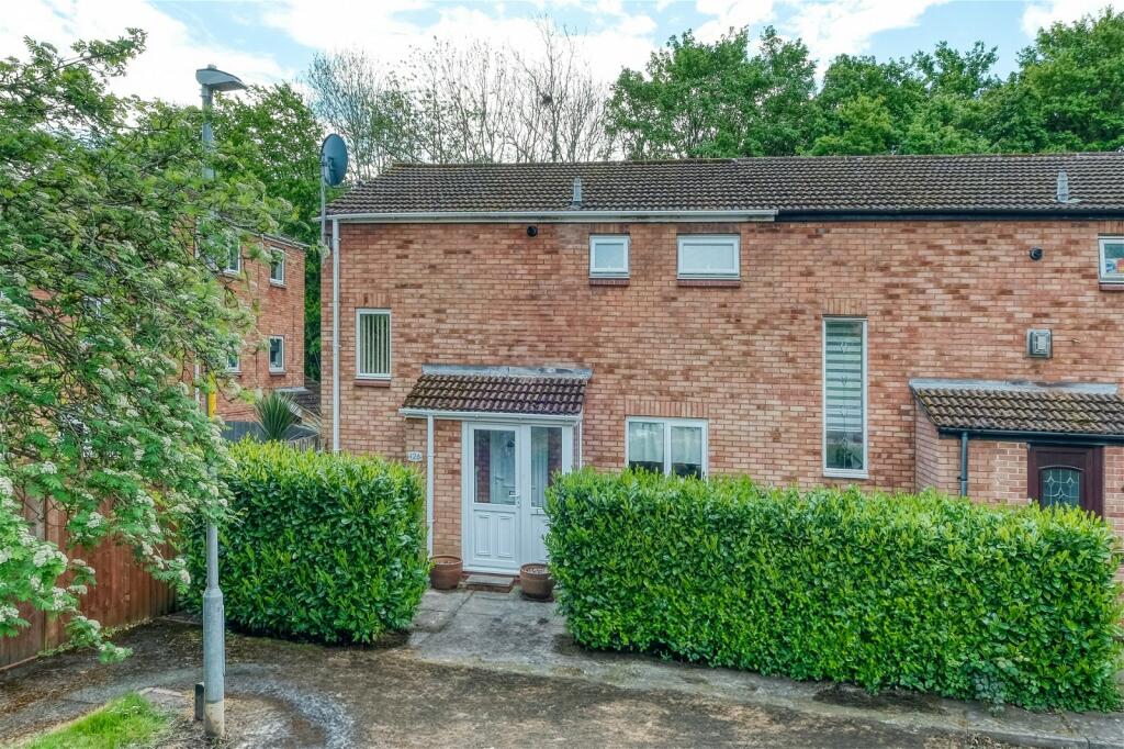 2 bedroom end of terrace house for sale in Patch Lane, Oakenshaw