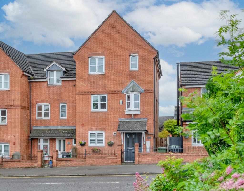 4 bedroom town house for sale in Evesham Road, Crabbs Cross, Redditch B97 5JN, B97