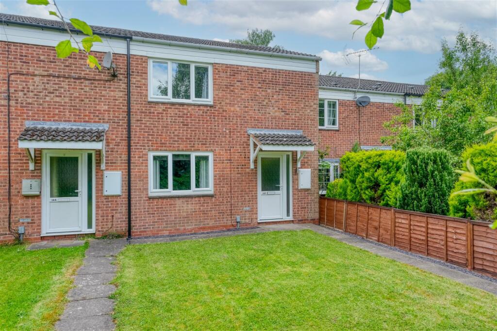 2 bedroom terraced house for sale in Ibstock Close, Winyates East