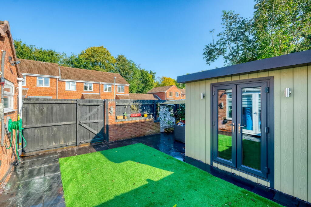 Additional property image - Spetchley Close, Walkwood, Redditch B97 5NB