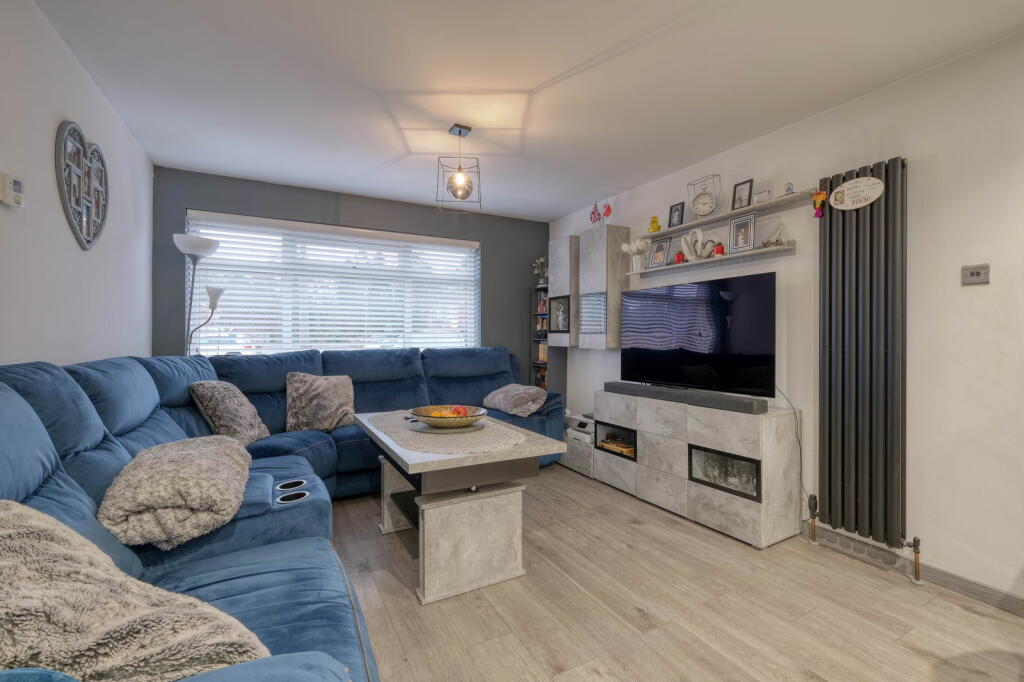 Additional property image - Kenchester Close, Matchborough East, Redditc B98 0BT