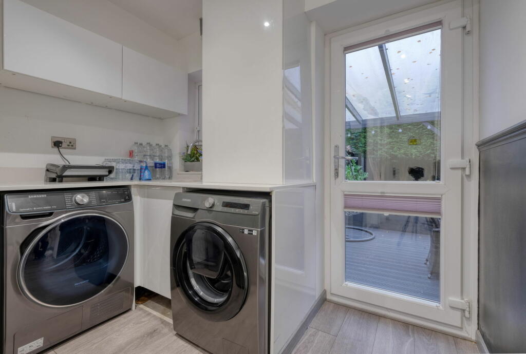 Additional property image - Kenchester Close, Matchborough East, Redditc B98 0BT