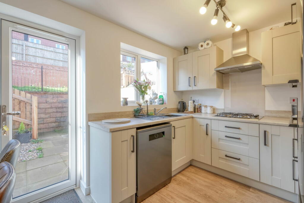 Additional property image - Hawling Street, Brockhill, Redditch B97 6BP