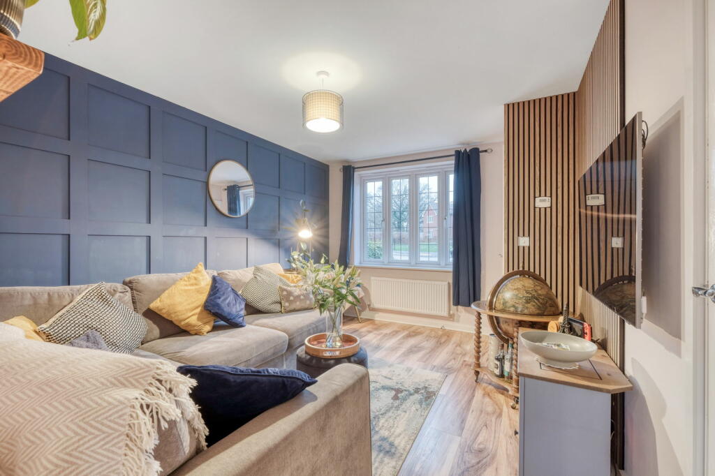 Additional property image - Payne Drive, Alcester, Warwickshire B49 5RQ