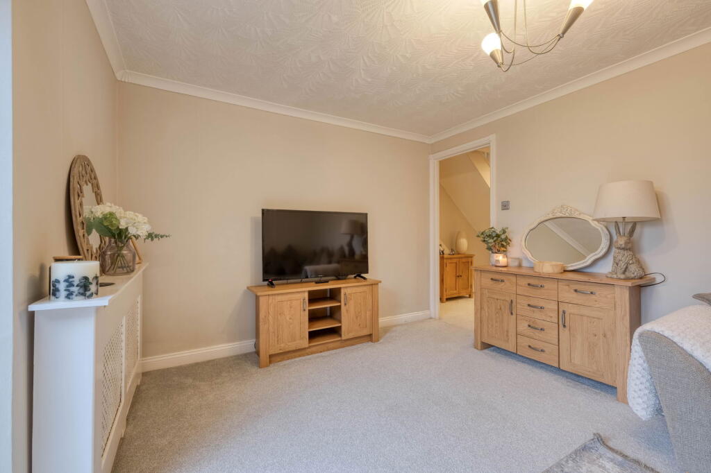 Additional property image - Loxley Close, Church Hill South, Redditch B98 9JG