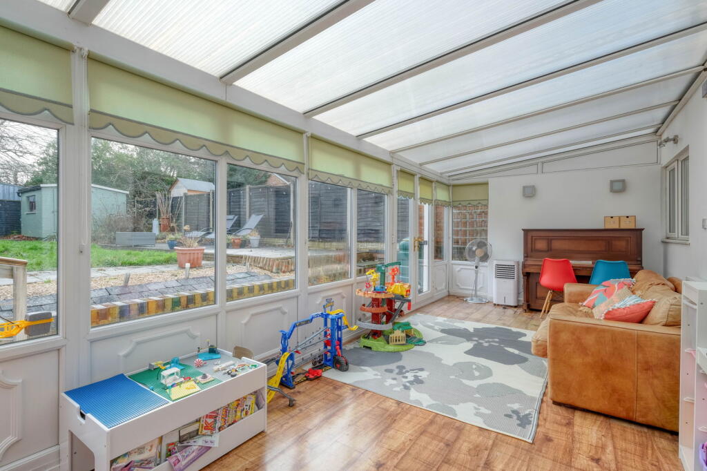 Additional property image - Oakenshaw Road, Greenlands, Redditch B98 7PA