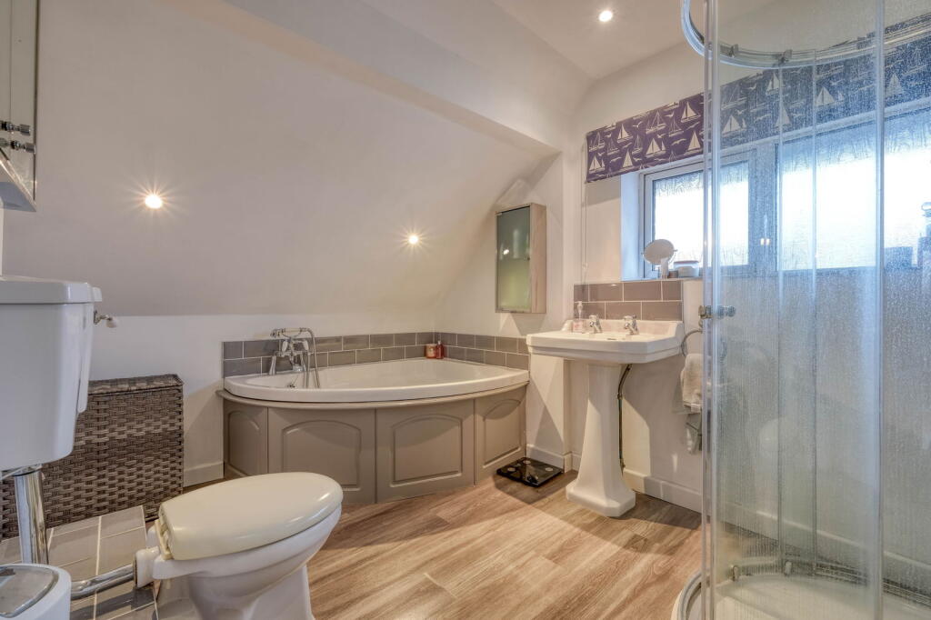 Additional property image - Oakenshaw Road, Greenlands, Redditch B98 7PA
