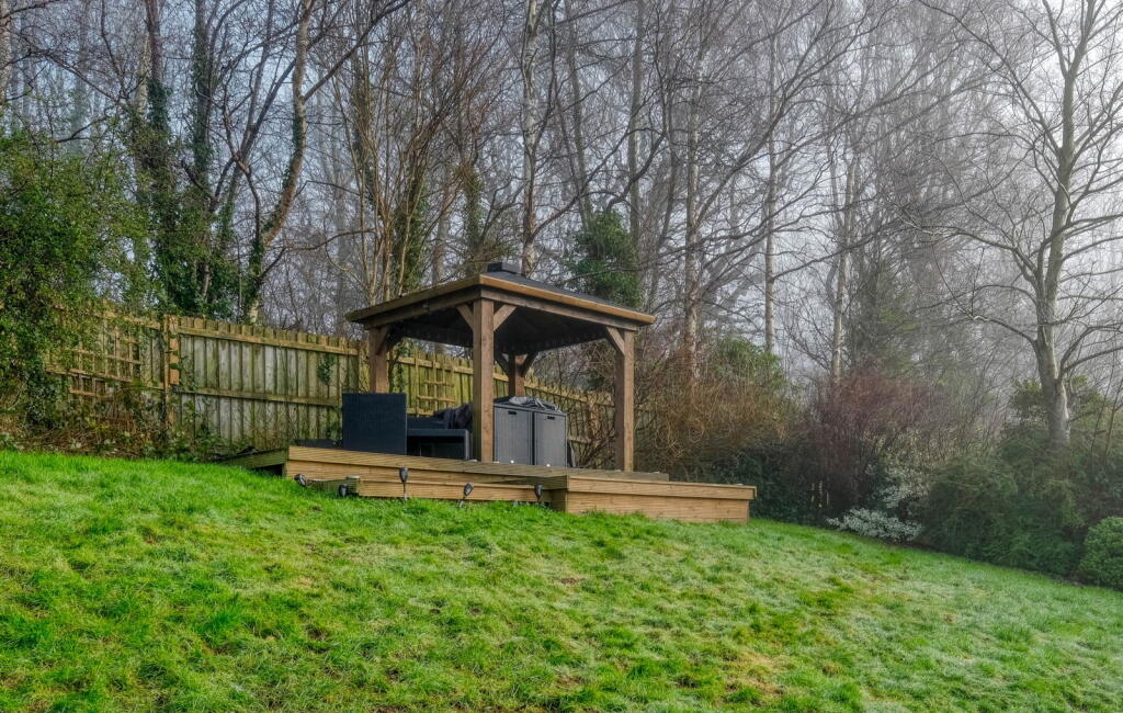Additional property image - Chesterton Close, Hunt End, Redditch B97 5XS