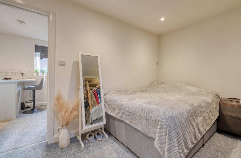 Additional property image - Chesterton Close, Hunt End, Redditch B97 5XS