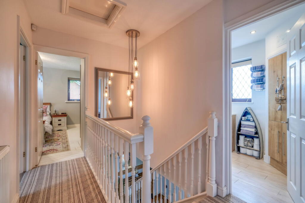 Additional property image - Valley Close, Callow Hill, Redditch B97 5YY