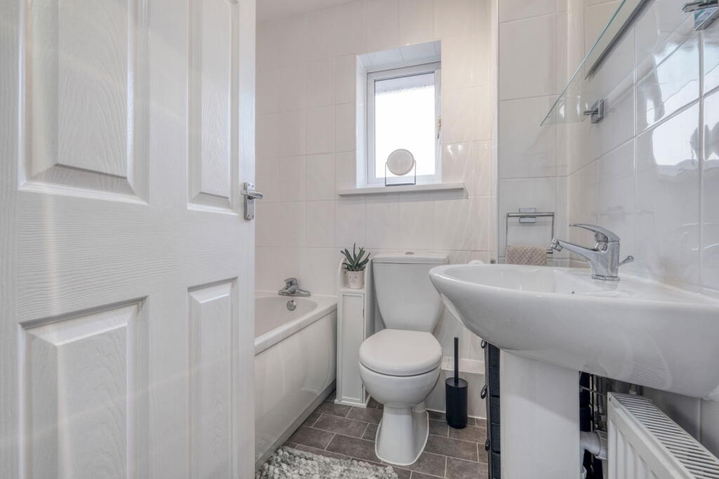 Additional property image - Bilbury Close, Walkwood, Redditch B97 5XN