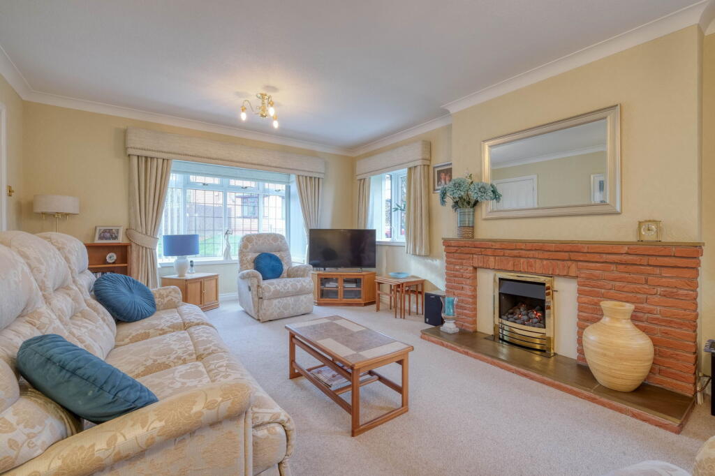 Additional property image - Shirehampton Close, Webheath, Redditch, B97 5PF