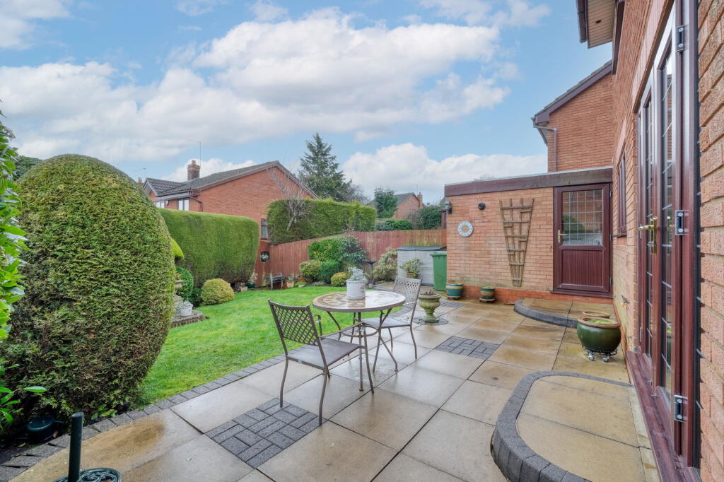 Additional property image - Shirehampton Close, Webheath, Redditch, B97 5PF
