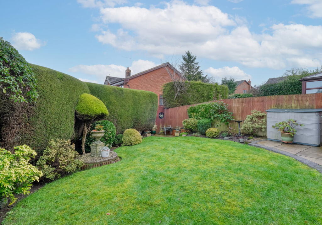 Additional property image - Shirehampton Close, Webheath, Redditch, B97 5PF