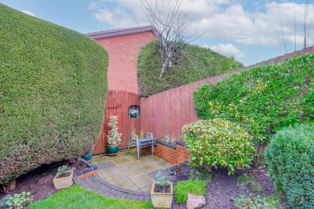 Additional property image - Shirehampton Close, Webheath, Redditch, B97 5PF