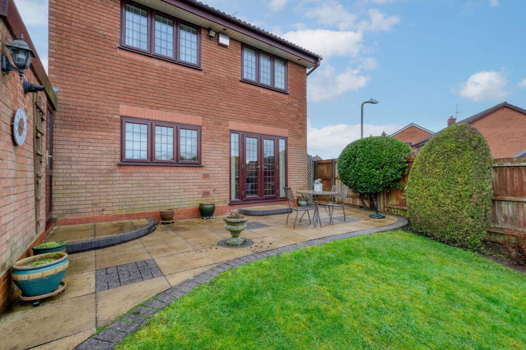 Additional property image - Shirehampton Close, Webheath, Redditch, B97 5PF