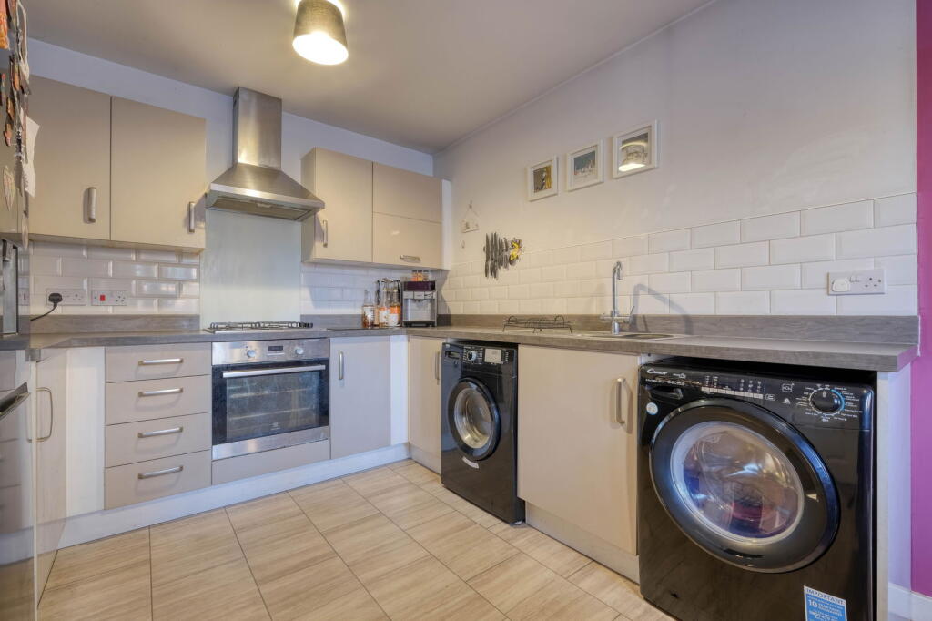 Additional property image - Elrington Close, Brockhill, Redditch B97 6HQ