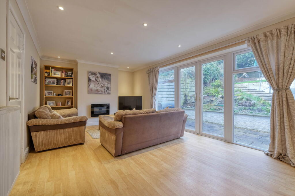 Additional property image - St. Peters Close, Crabbs Cross, Redditch B97 5LE
