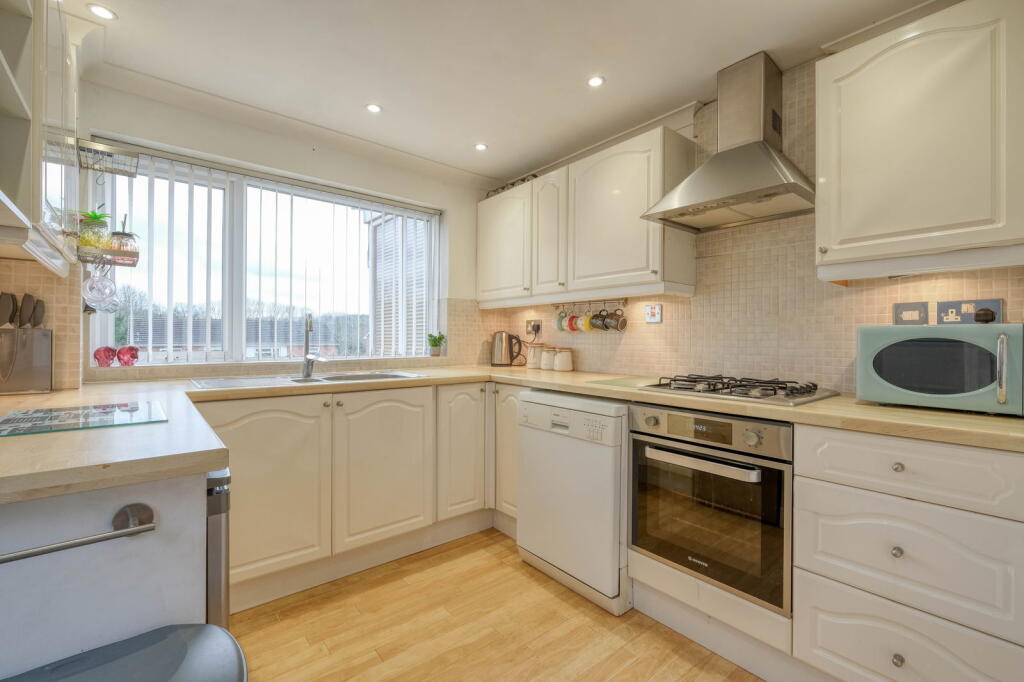 Additional property image - St. Peters Close, Crabbs Cross, Redditch B97 5LE