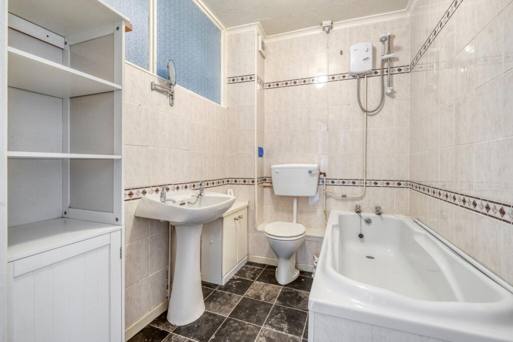 Additional property image - Southcrest Road, Lodge Park, Redditch B98 7HZ