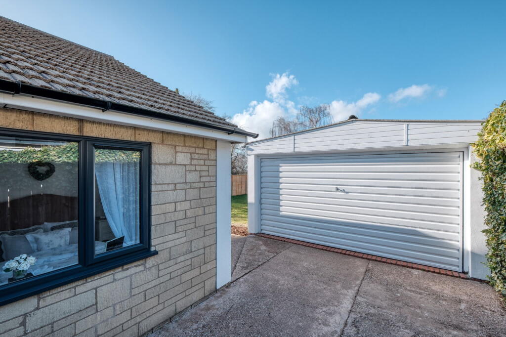 Additional property image - Wood Lane, Astwood Bank, Redditch, B96 6NW