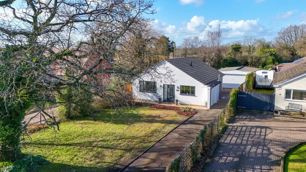 Additional property image - Wood Lane, Astwood Bank, Redditch, B96 6NW