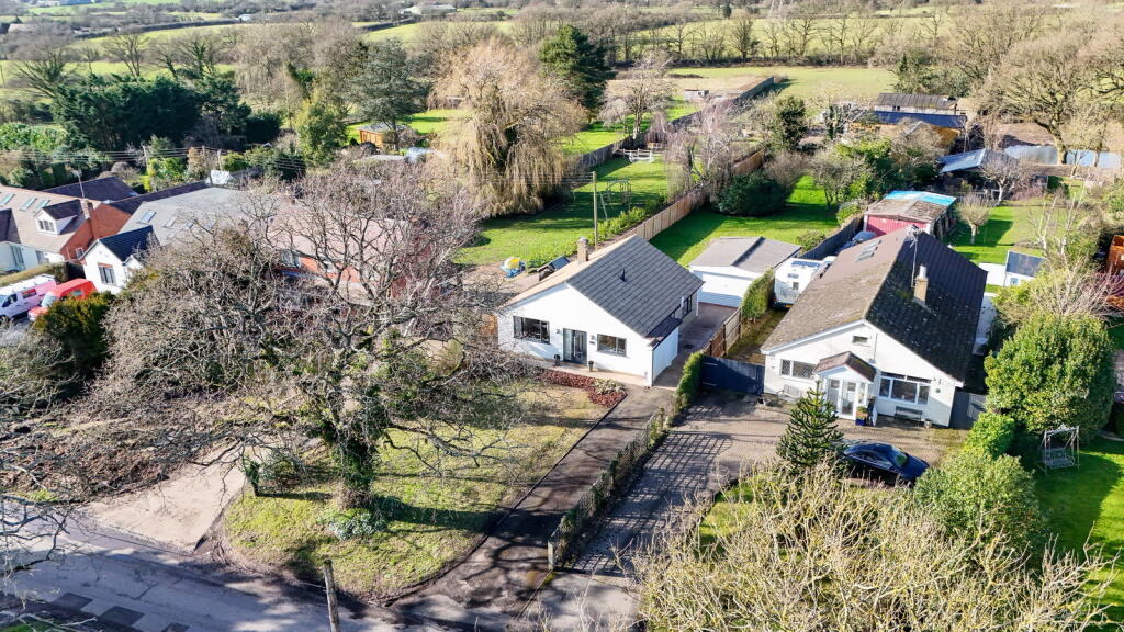 Additional property image - Wood Lane, Astwood Bank, Redditch, B96 6NW
