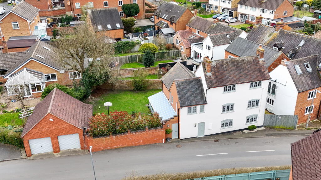Main image of property: Hoopers Lane, Astwood Bank, Redditch B96 6AP