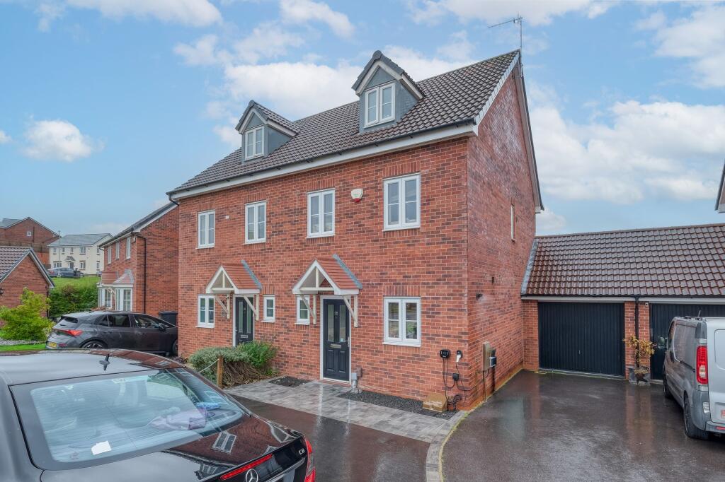Main image of property: Dovecote Close, Redditch, B97