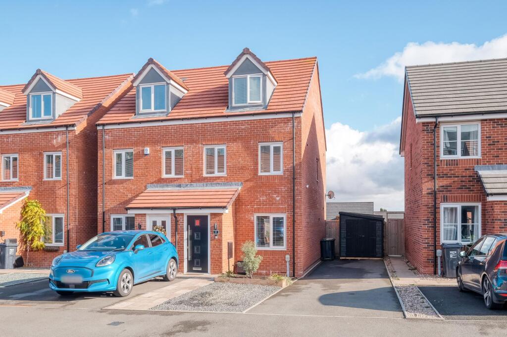 Main image of property: Ingram Close, Redditch, B97