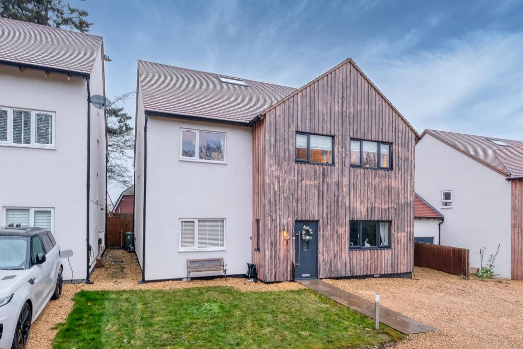 Main image of property: Torrs Close, Redditch, B97