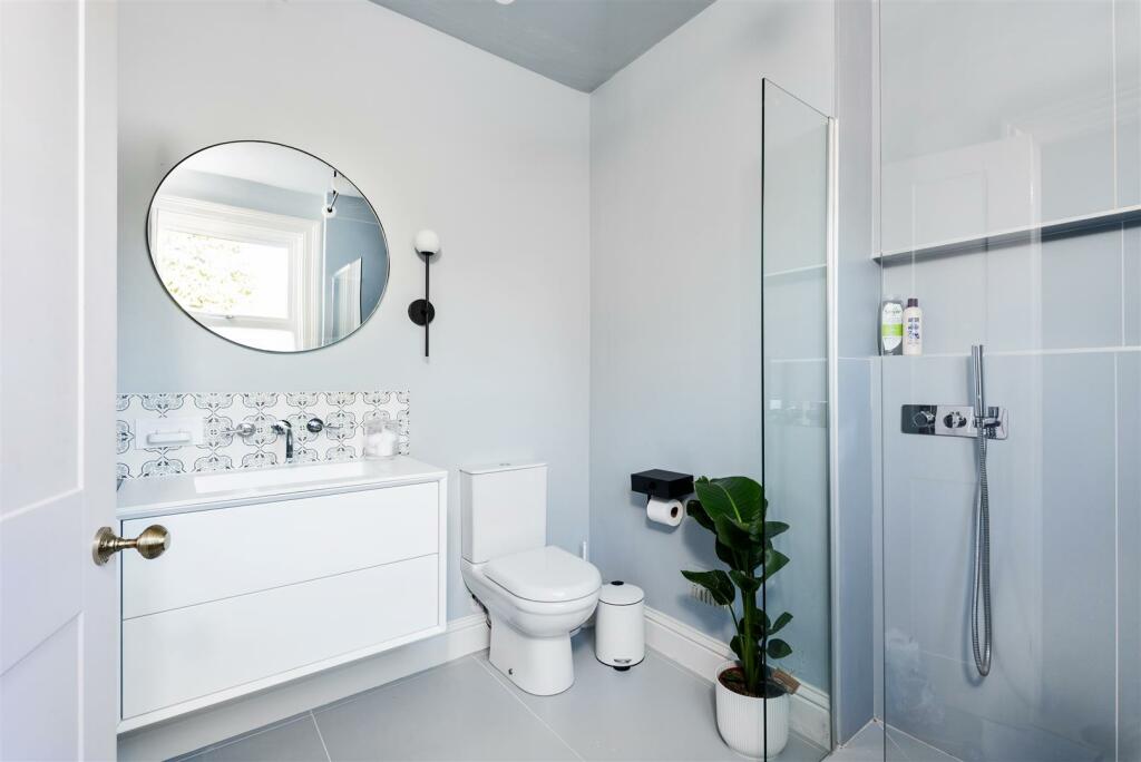 Additional property image - Crescent Gardens, Bath
