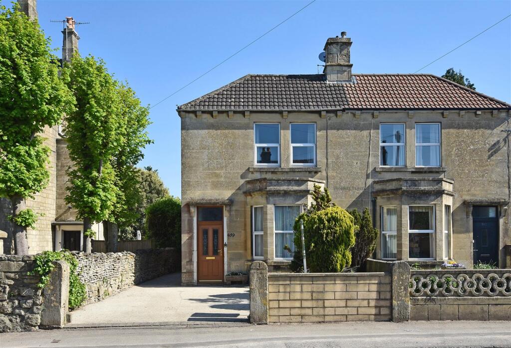 Main image of property: Wellsway, Bath