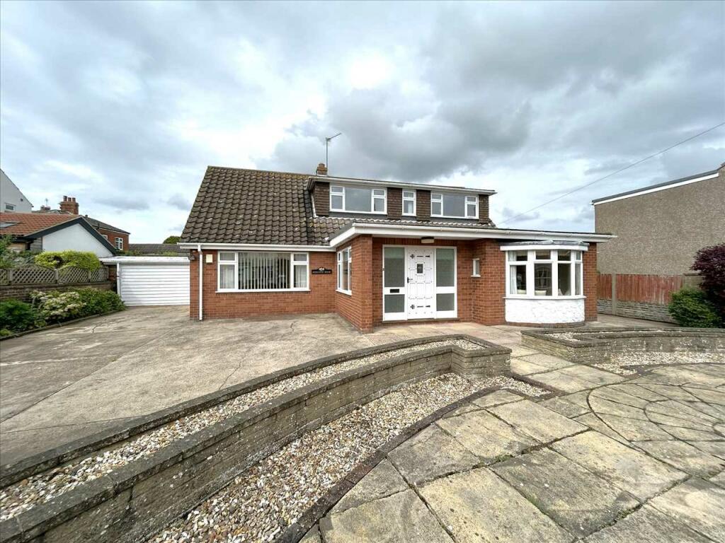 4 bedroom detached house for sale in Jessamine House, High Street ...