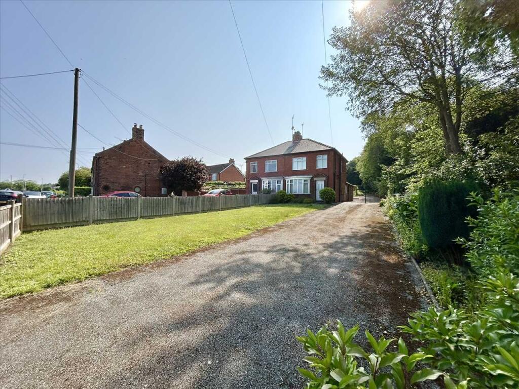 Main image of property: Burnside, Brigg Road, WRAWBY