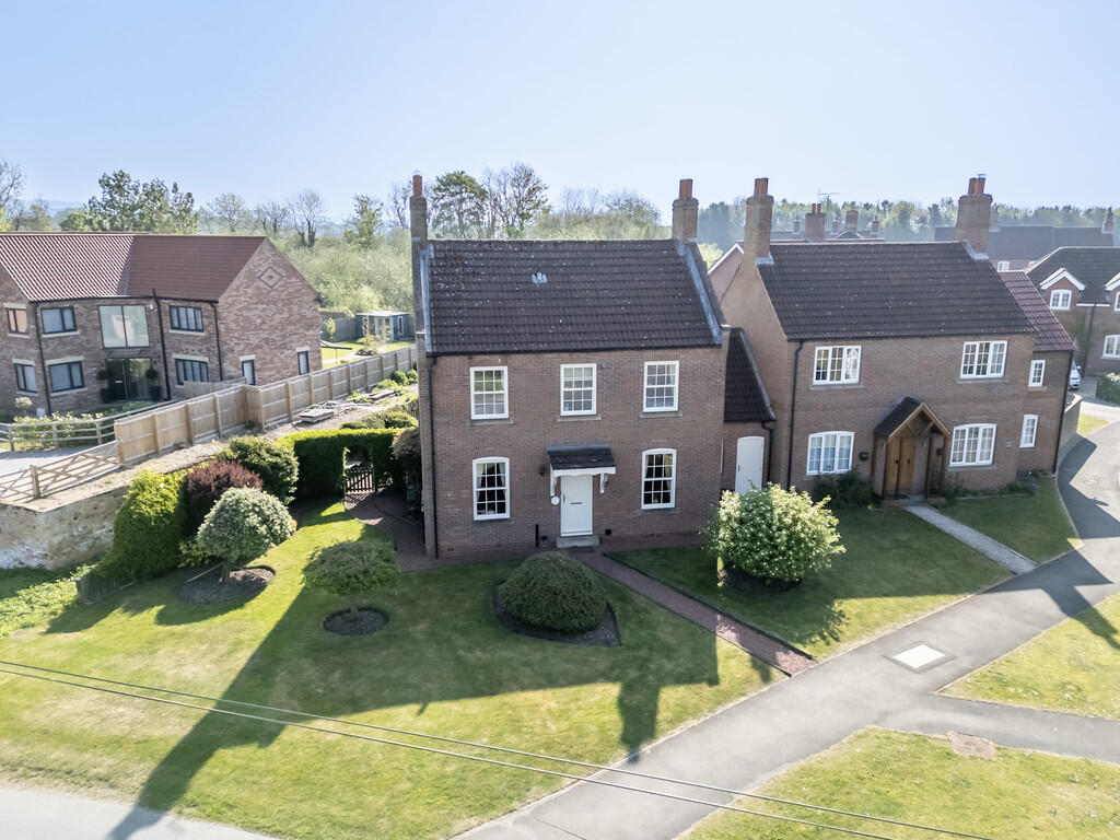 Main image of property: Hodsow Fields, Barmby Moor