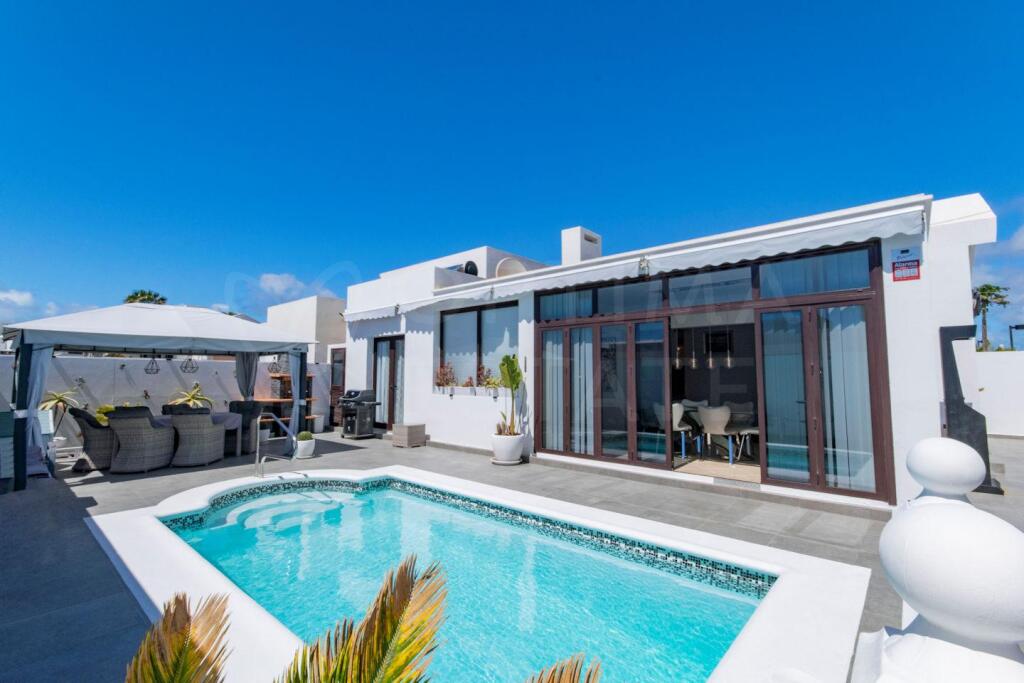 Main image of property: Canary Islands, Lanzarote, Playa Blanca