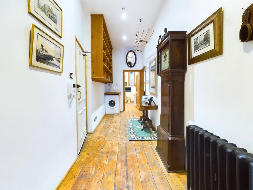 Additional property image - Flat 2, Park Row