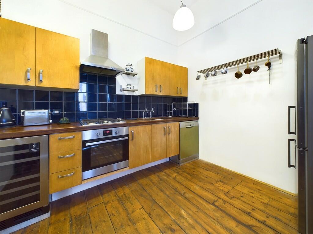 Additional property image - Flat 2, Park Row