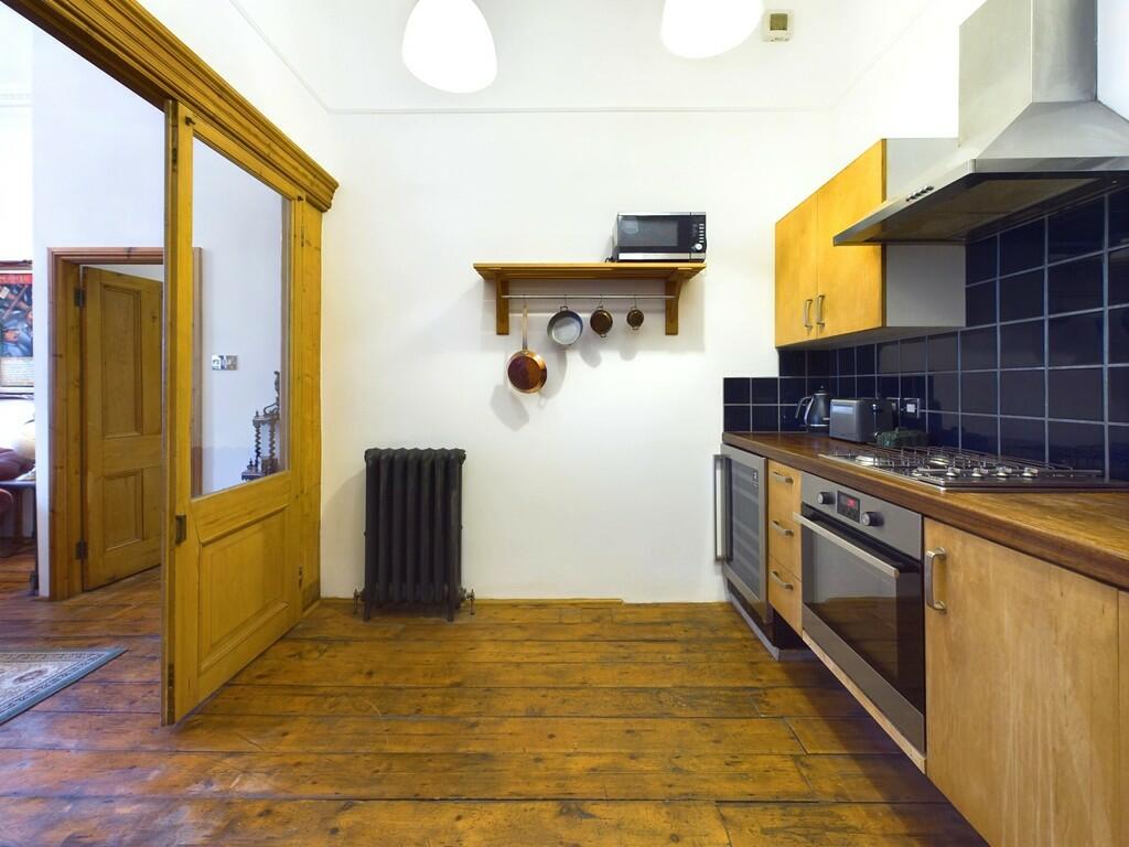 Additional property image - Flat 2, Park Row