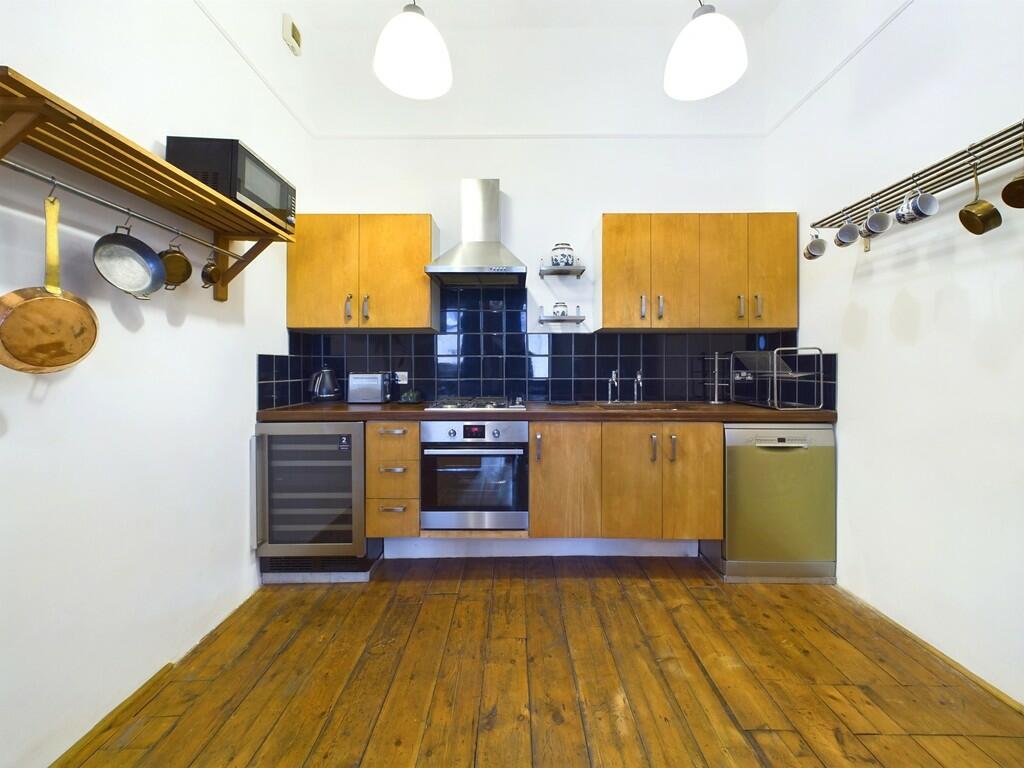 Additional property image - Flat 2, Park Row