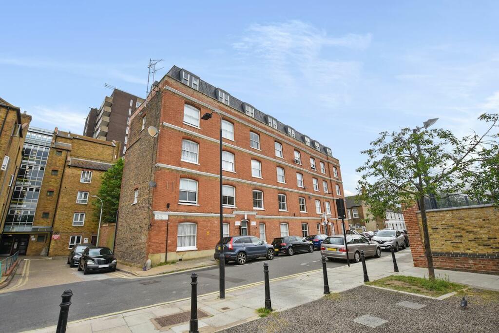 2 bedroom flat for rent in Lysia Court (LC446), Fulham. SW6