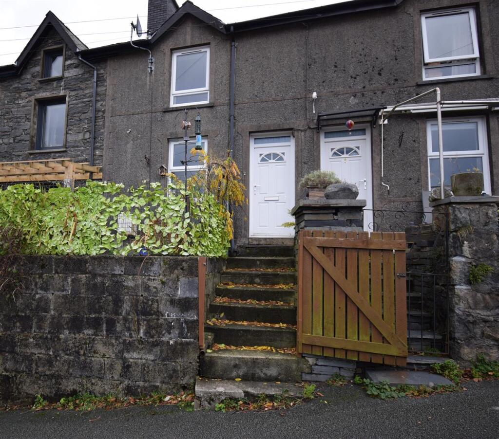 Main image of property: Pengelli Terrace, Blaenau Ffestiniog