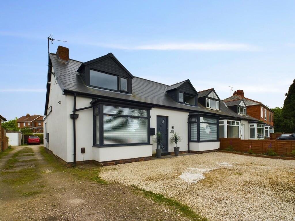 3 bedroom semidetached bungalow for sale in Barlborough Road, Clowne, S43