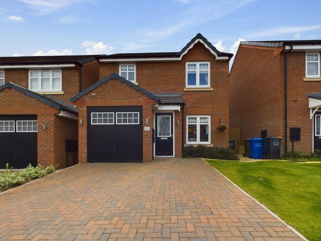 3 bedroom detached house for sale in Whippet Way, Brimington, S41