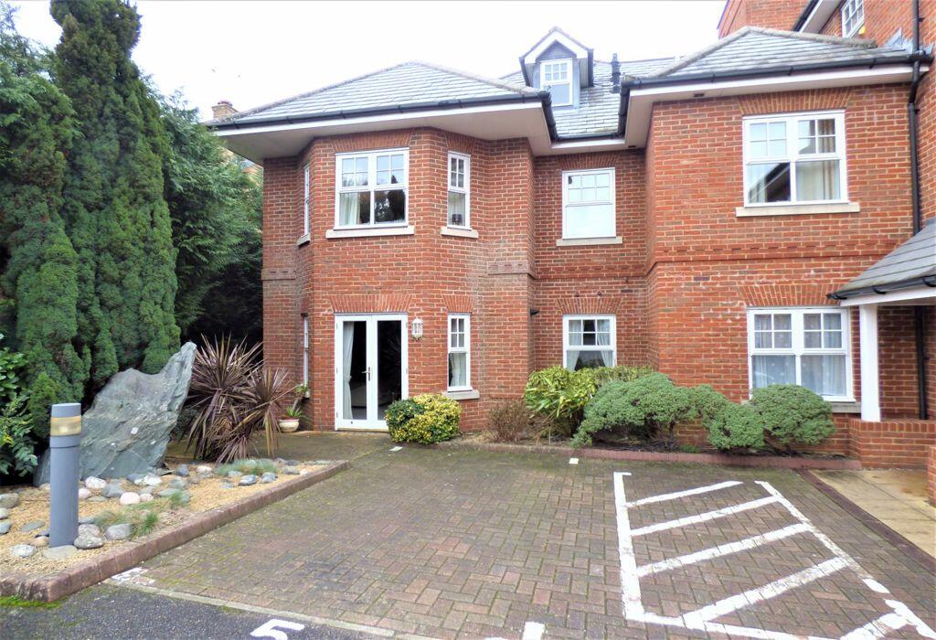 Main image of property: LEATHERHEAD