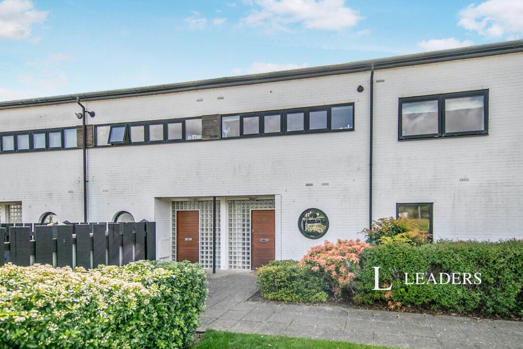 Main image of property: Witney Close, IP8