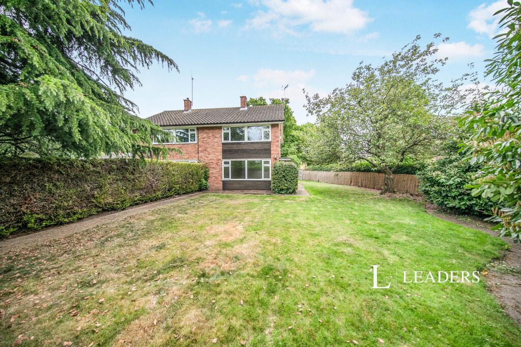 Main image of property: Golf Cottages, Bucklesham Road