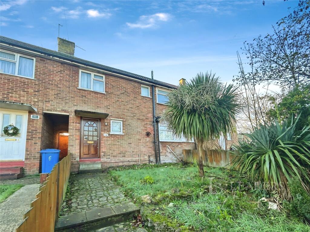 Main image of property: Bluebell Close, Ipswich, IP2