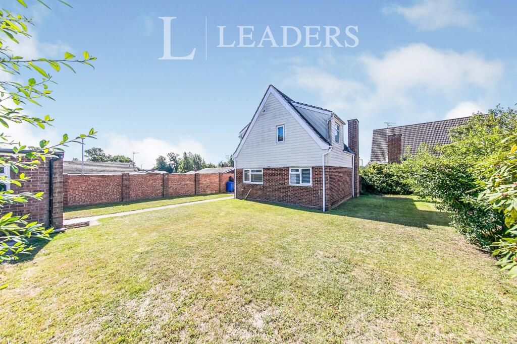 Main image of property: Sandringham Close, Ipswich, 